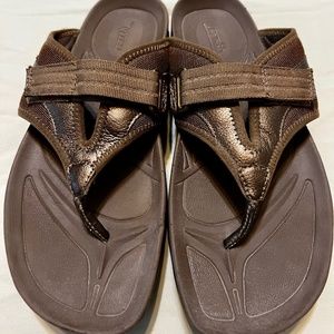 Earth Kalso Negative Heel sandals